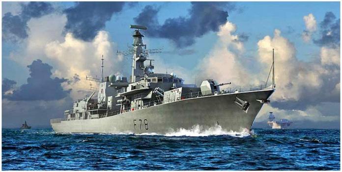 【予約2021年10月】1/700 イギリス海軍 23型フリゲート HMS ケント(F78) 06719 トランペッターモデル
