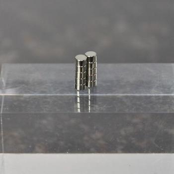 ハイキューパーツ ネオジム磁石丸形 直径2.5mm×高さ1.5mm（10個入）